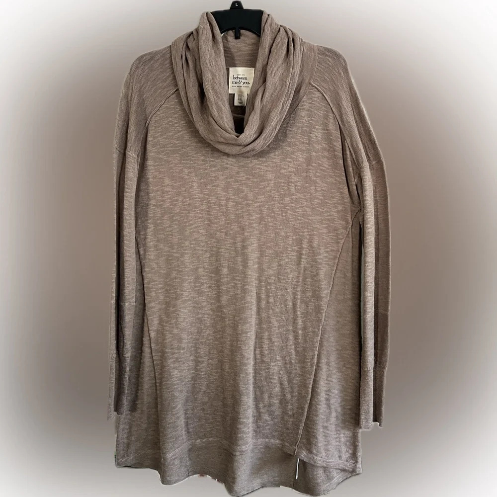 Between Me & You Pullover Cowl Neck Tunic Sweater, Hi-Low Light Gauze, Size XL